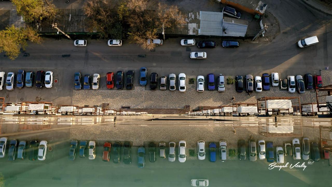 Апартаменты В Одессе Odessa Eksteriør bilde